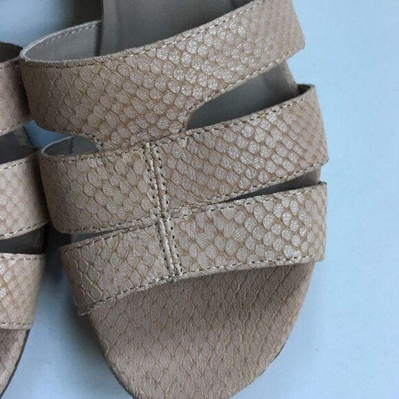 Nib Naturalizer Leather Sandals - Picture 2 of 7